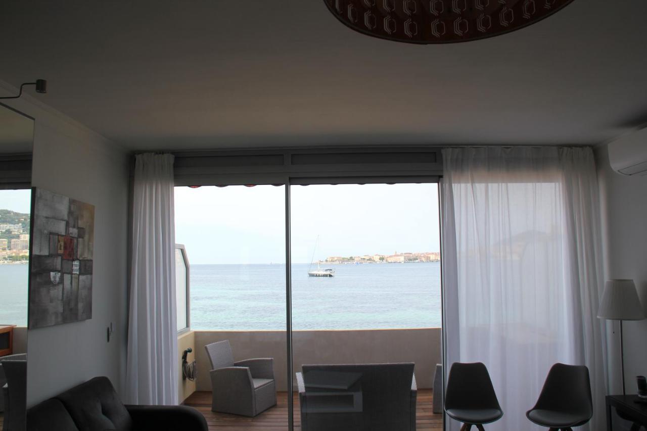 Apartment Pieds Dans L'eau *